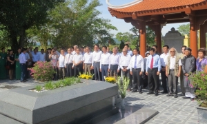 Lễ giỗ 196 năm ngày mất Đại thi hào Nguyễn Du