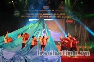 Khai mạc liên hoan dân ca ví, giặm Nghệ Tĩnh lần thứ II – 2013