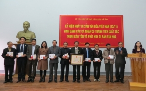 Vinh danh các cá nhân có thành tích xuất sắc trong bảo tồn và phát huy di sản văn hóa Hà Tĩnh