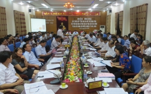 Cán bộ chủ chốt cấp tỉnh là con em Đức Thọ góp ý cho Dự thảo Báo cáo chính trị trình Đại hội đại biểu Đảng bộ huyện Đức Thọ lần thứ XXIX