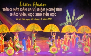 Thành phố Hà Tĩnh tổ chức Liên hoan “Tiếng hát dân ca ví, giặm giáo viên và học sinh tiểu học”