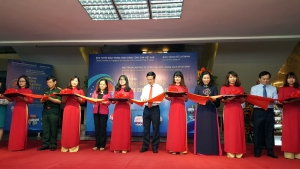 Triển lãm những tấm gương bình dị học và làm theo Bác