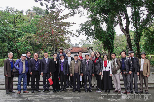 Văn nghệ sĩ Hà Tĩnh đi thực tế sáng tác, giao lưu tại tỉnh Thanh Hóa