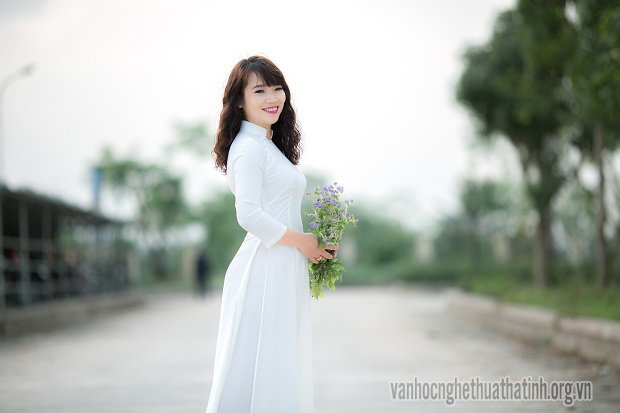 Chùm thơ của tác giả Võ Chinh