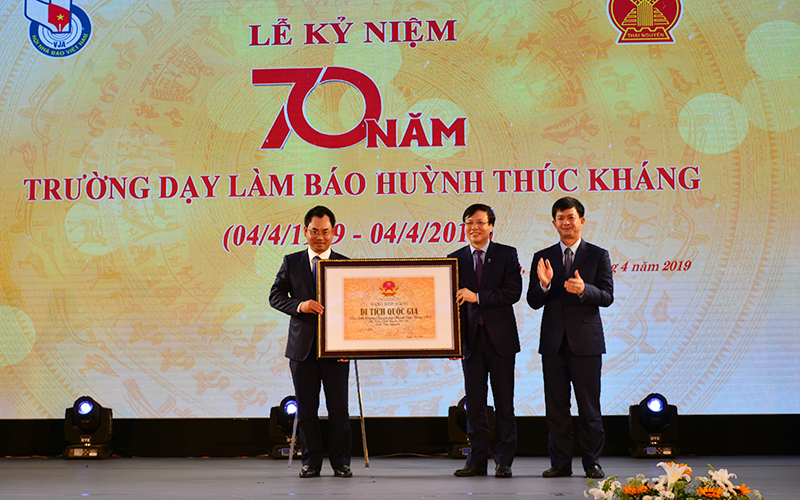 Trường dạy làm báo đầu tiên của Việt Nam tròn tuổi 70