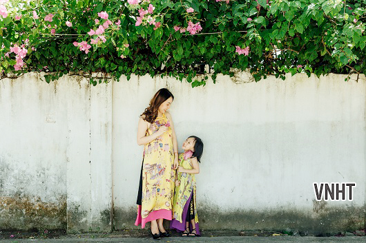 Thơ chọn và lời bình bài thơ Mẹ của Trần Long