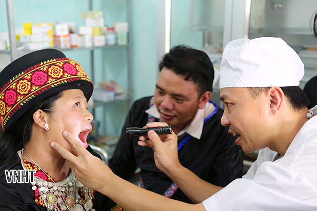 Tản văn NHỮNG THIÊN THẦN ÁO TRẮNG của Nhà thơ Nguyễn Ngọc Phú