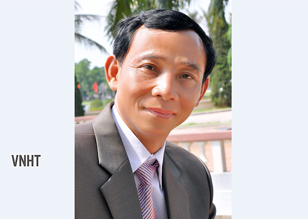 Tác giả Nguyễn Hữu Thành