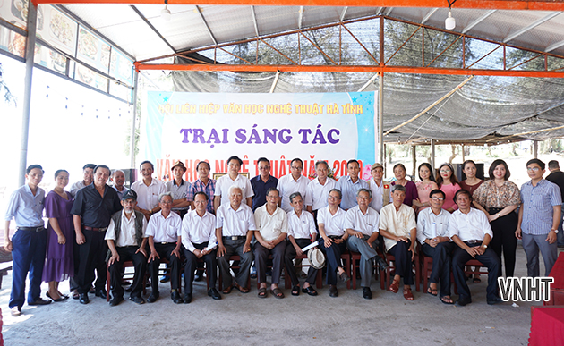 Bế mạc trại sáng tác VHNT Hà Tĩnh năm 2020