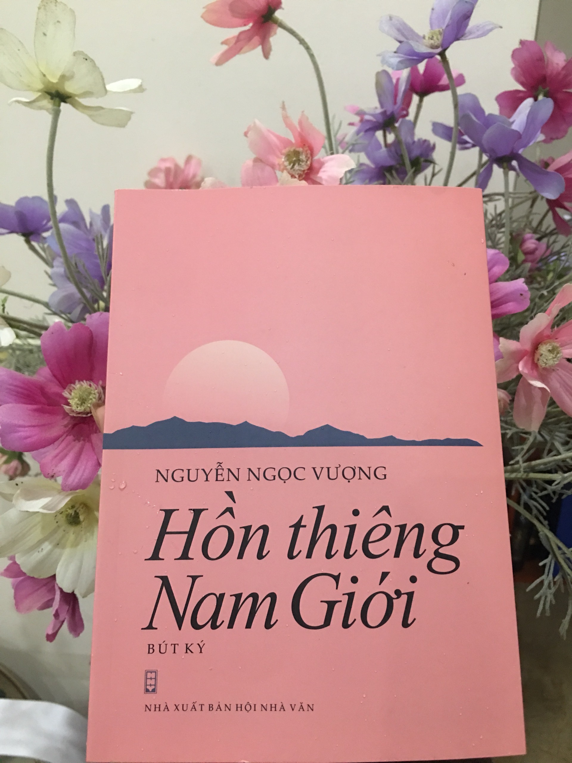 Tác giả Nguyễn Ngọc Vượng ra mắt sách HỒN THIÊNG NAM GIỚI
