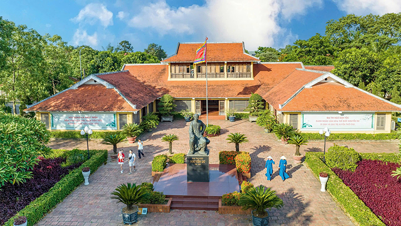 Quận công họ Nguyễn Tiên Điền