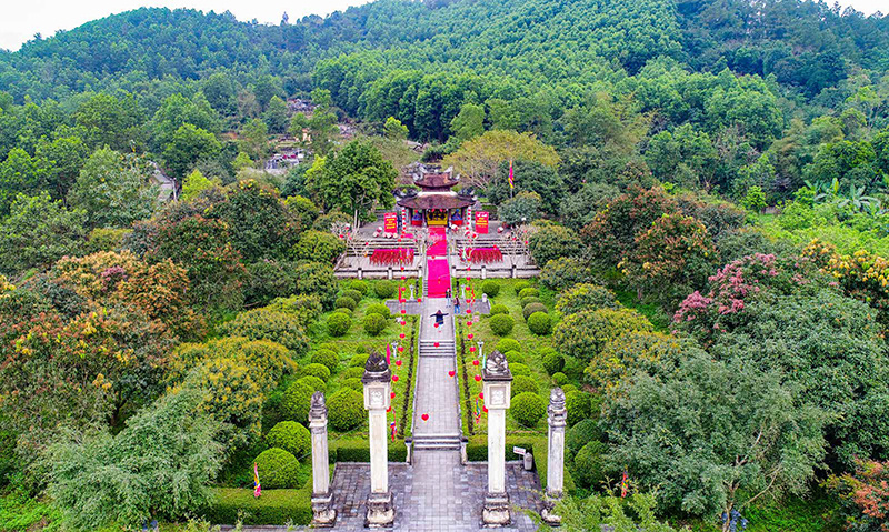 Hương Sơn - nền tảng vững chắc cho chặng đường phát triển mới