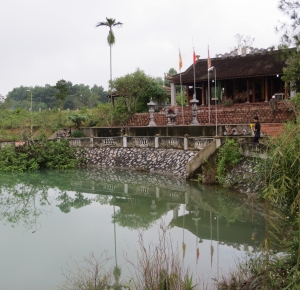 Miếu Trầm Lâm ở Hương Khê. Ảnh: Bảo Phan
